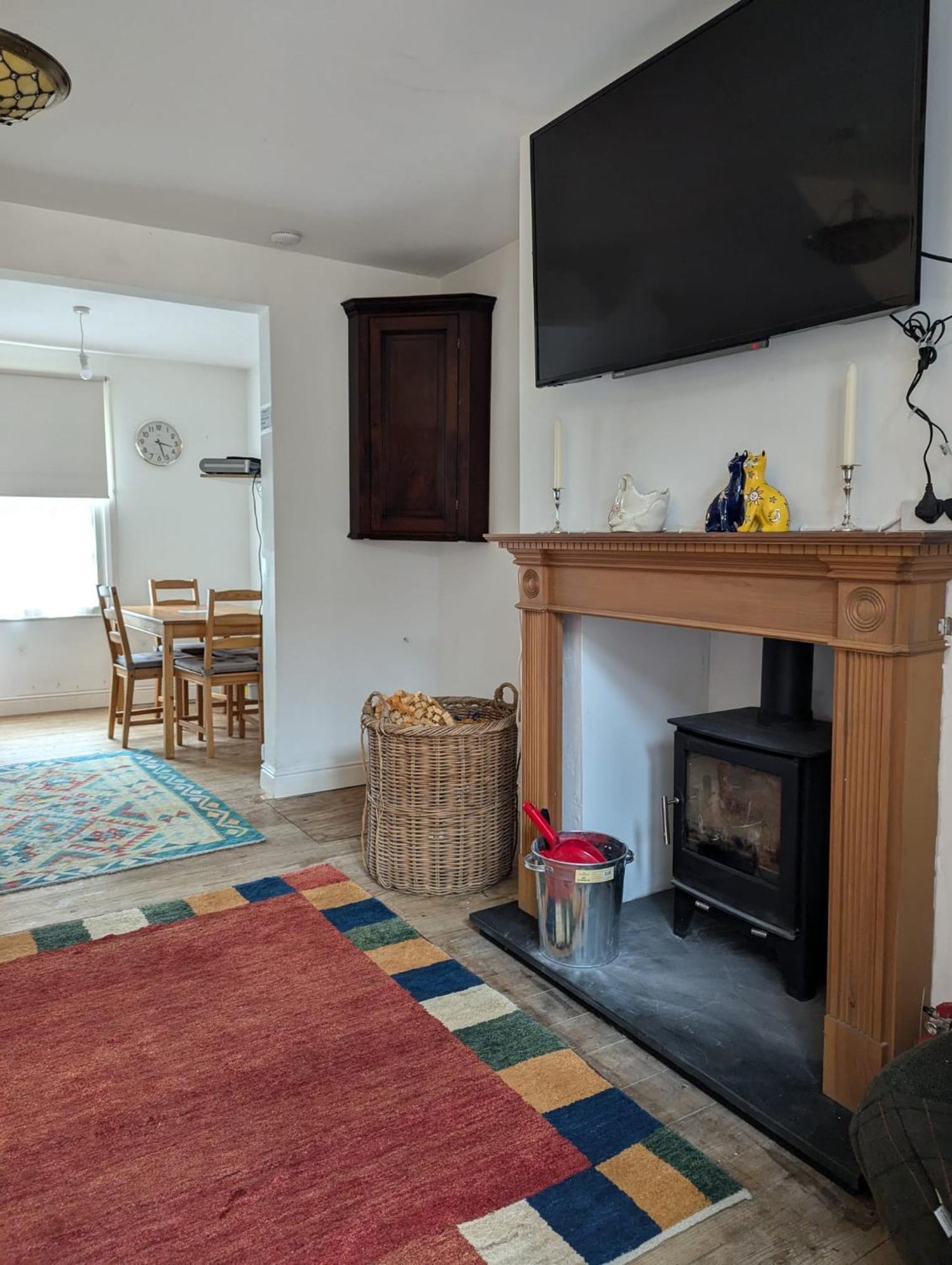 纽敦Georgian Terrace Town House In Mid Wales别墅 外观 照片